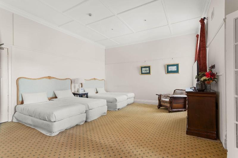 The Robertson Hotel image