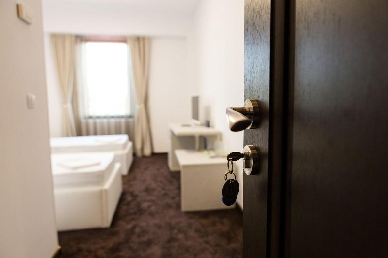 Evianne Boutique Hotel image