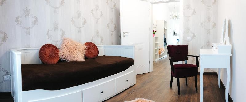 Evianne Boutique Hotel image