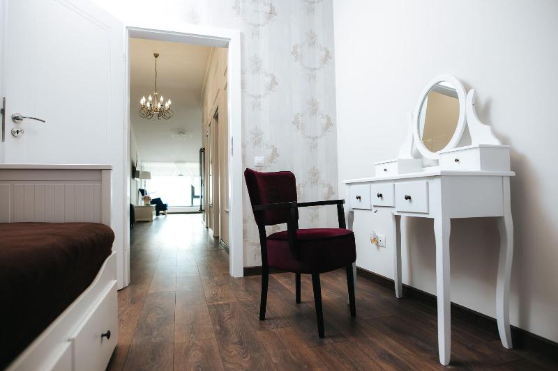 Evianne Boutique Hotel image