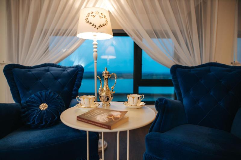 Evianne Boutique Hotel image
