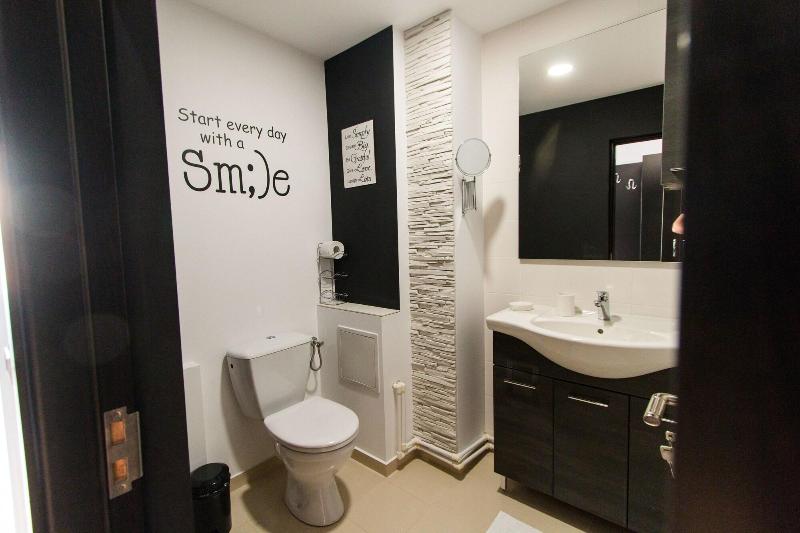 Evianne Boutique Hotel image