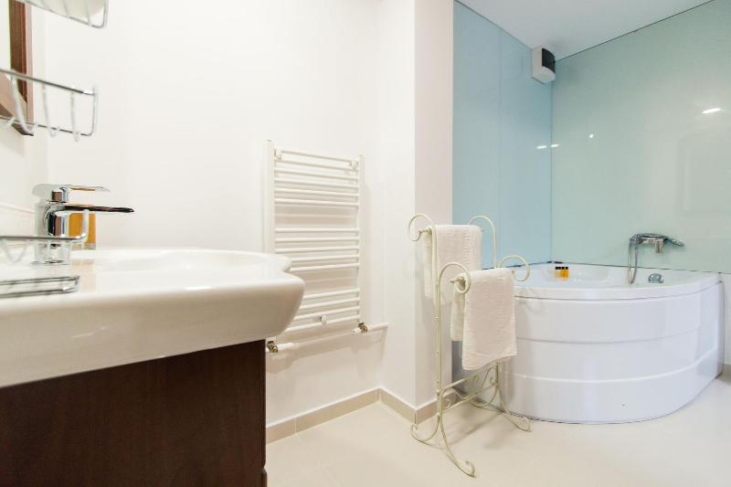 Evianne Boutique Hotel image