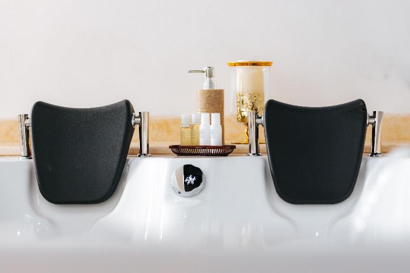Evianne Boutique Hotel image