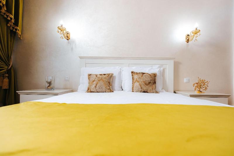 Evianne Boutique Hotel image