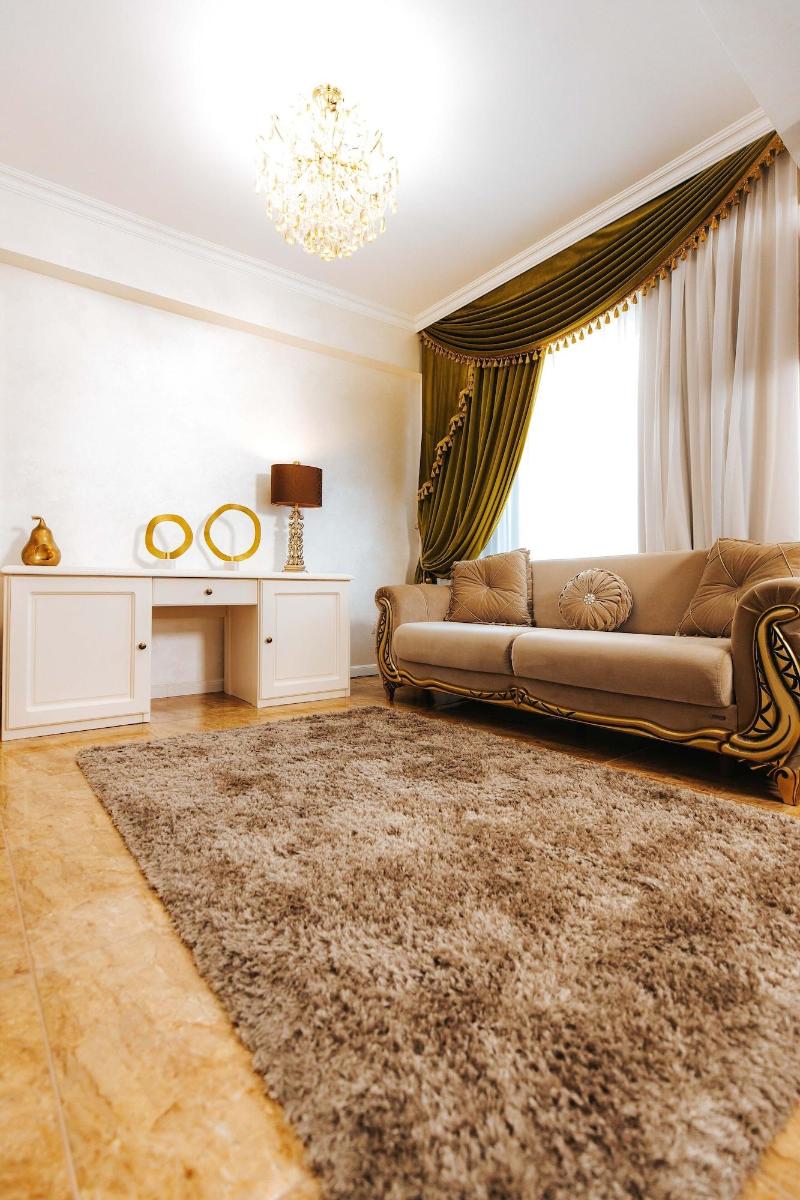 Evianne Boutique Hotel image