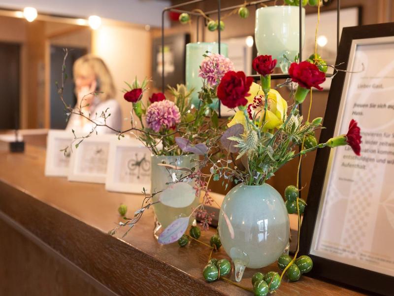 Hotel Huss image