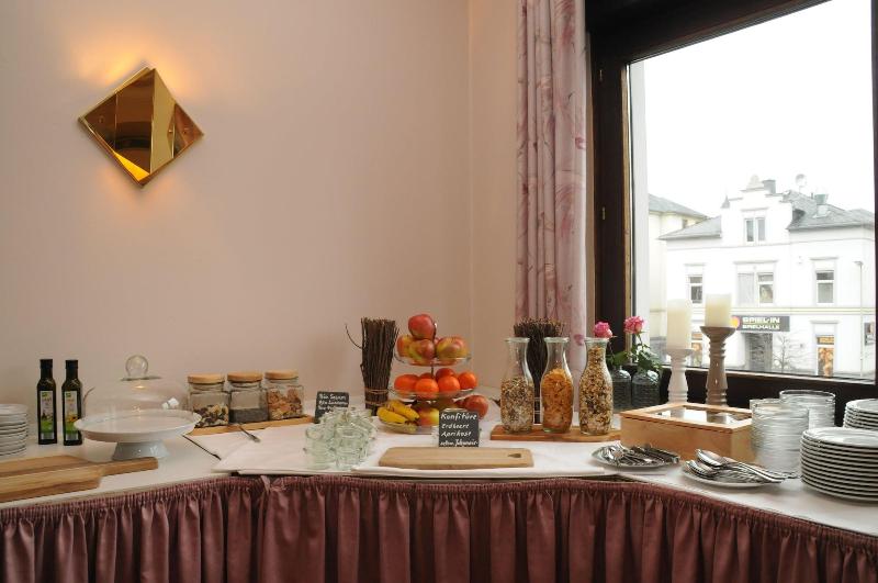 Hotel Huss image