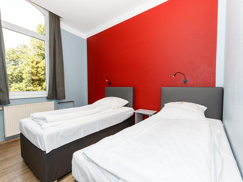 Hotel Sarstedter Hof image