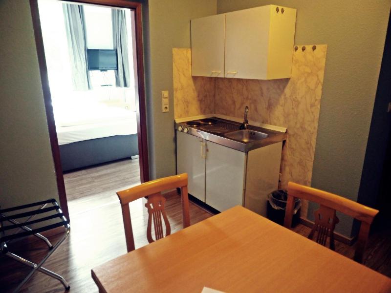 Hotel Sarstedter Hof image