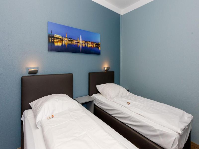 Hotel Sarstedter Hof image