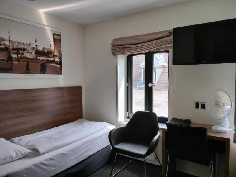 Dancenter Hotel Jomfru Ane image