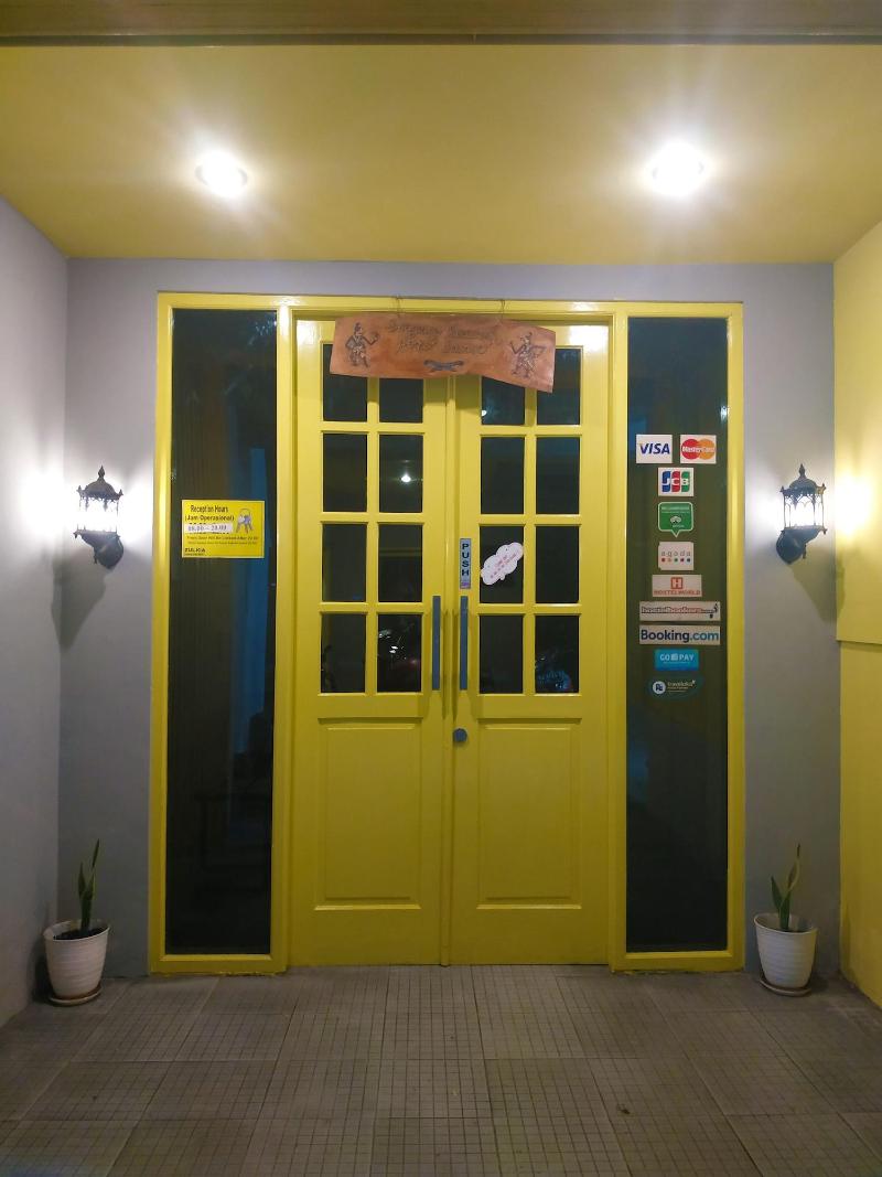 Bunk Bed And Breakfast image