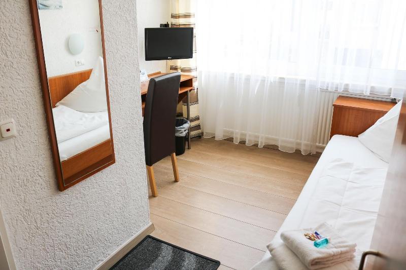 Hotel Linnert image