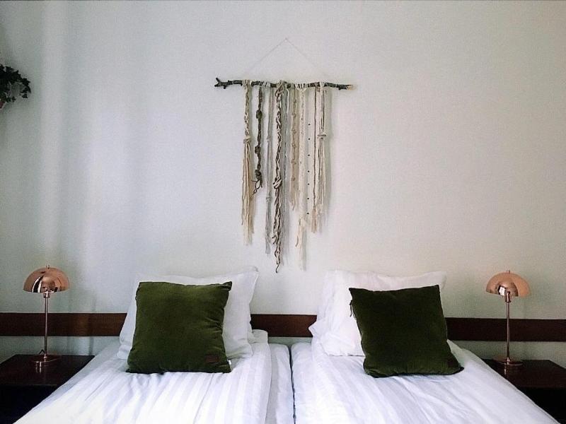 Morris Hotel image