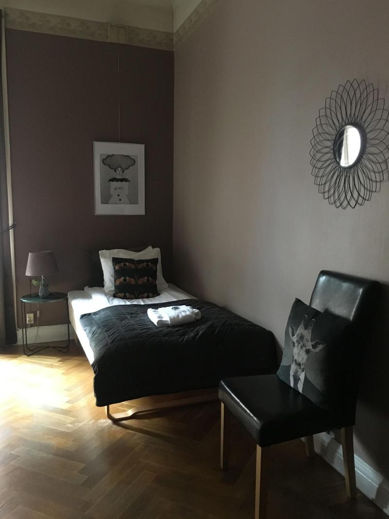 Morris Hotel image