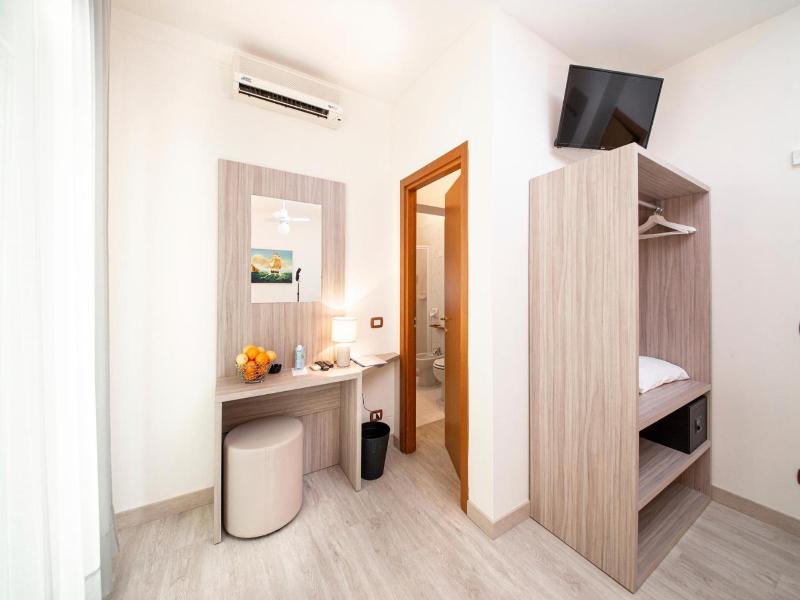 Hotel Menapace image