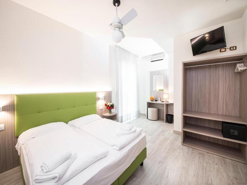 Hotel Menapace image