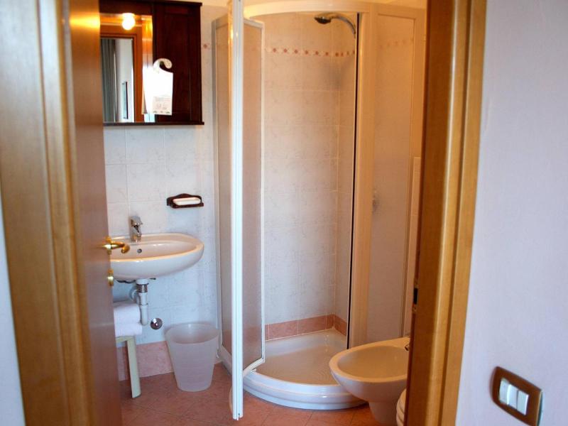 Hotel Menapace image