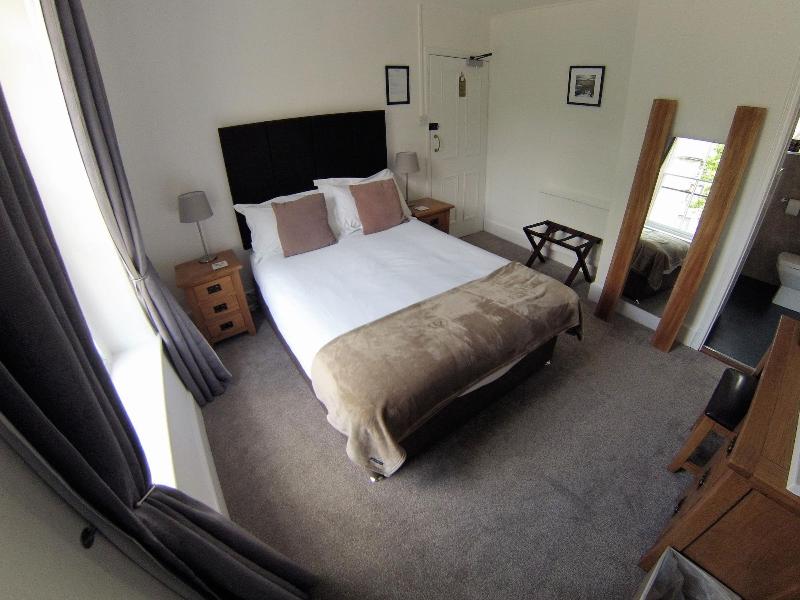 Ty Helyg Guest House image