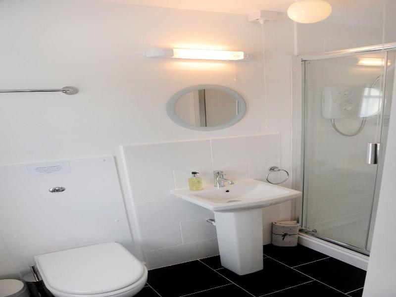 Ty Helyg Guest House image