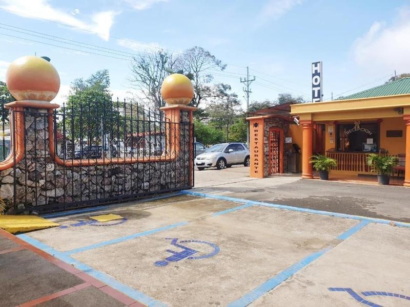 Hotel Naranjal image