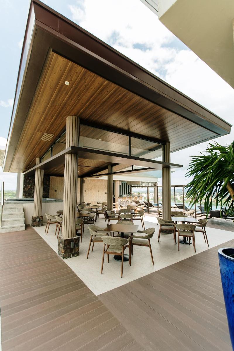 Zuri Hotel image
