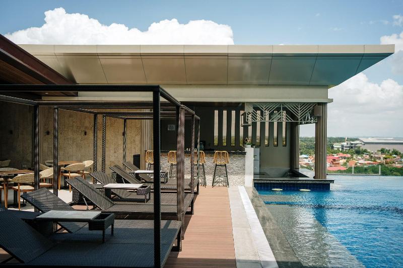 Zuri Hotel image