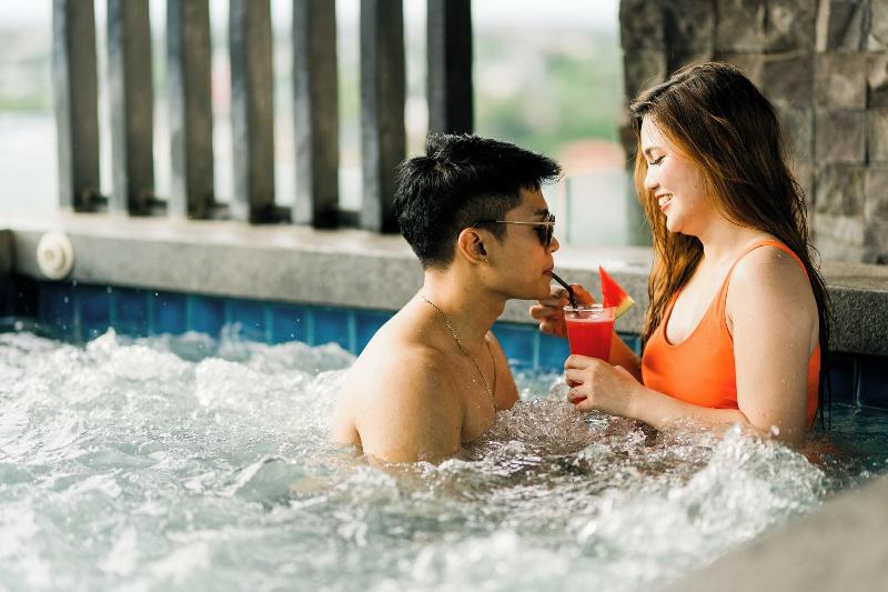 Zuri Hotel image