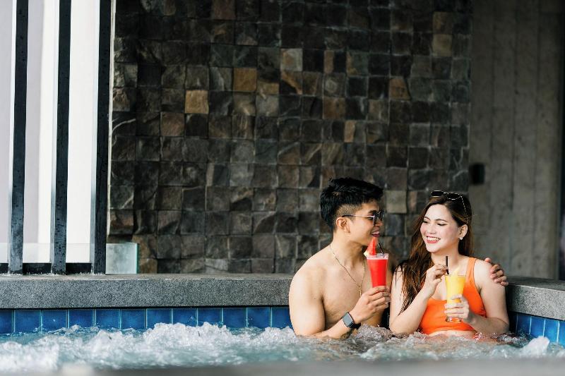 Zuri Hotel image