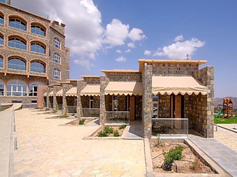 Sama Hotel image