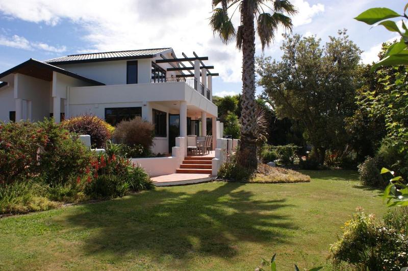 73 Milton image