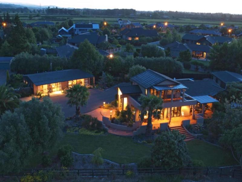 73 Milton image