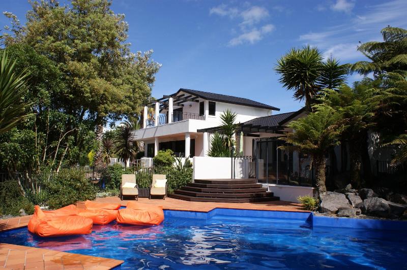 73 Milton image