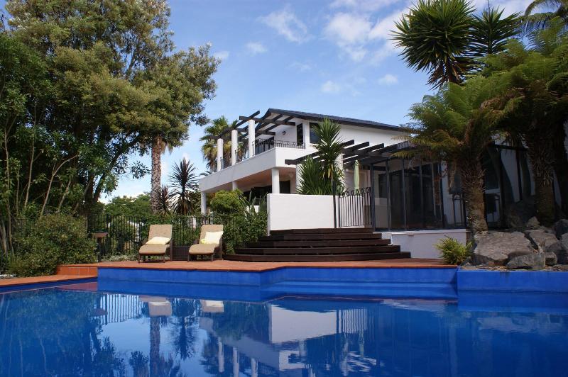 73 Milton image