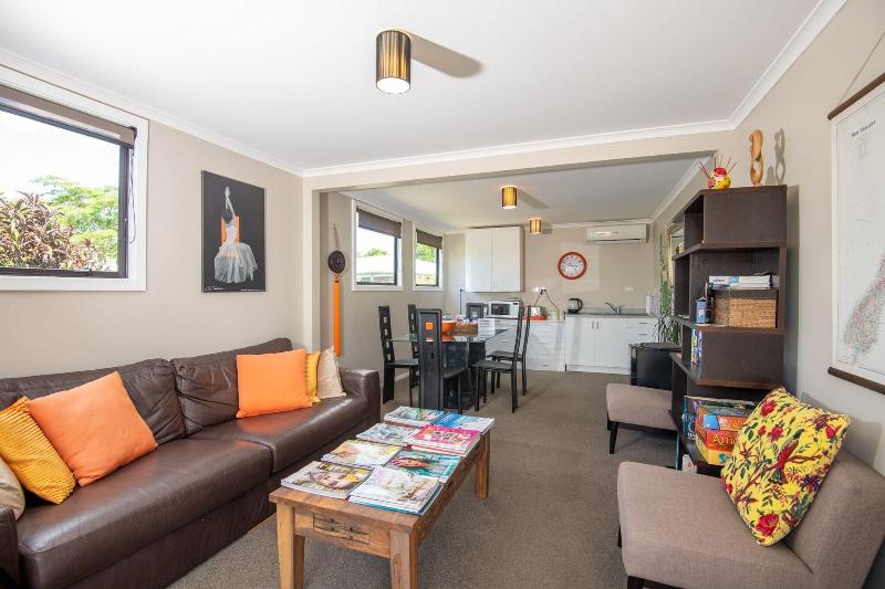 73 Milton image