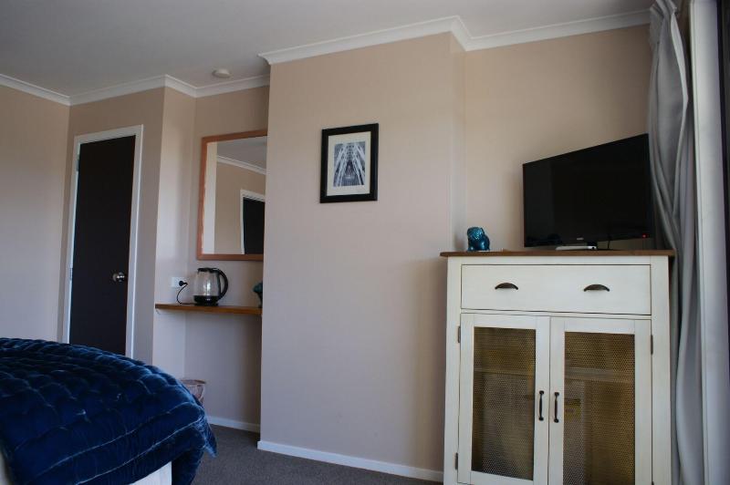 73 Milton image