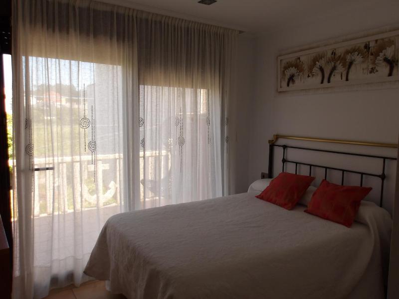 Ave Del Mar image