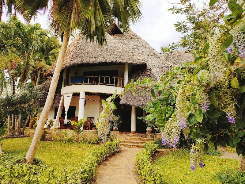 Upani In Daini image