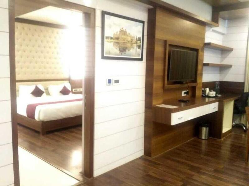Hotel Preethi International image