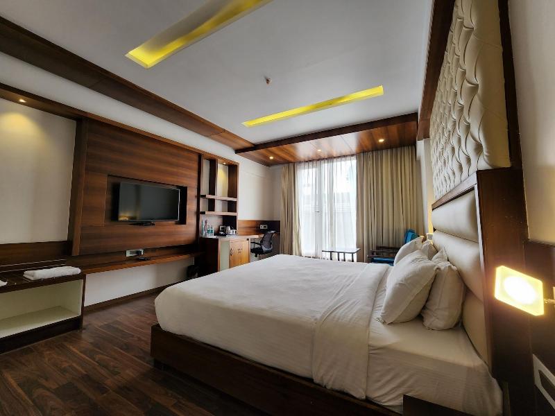 Hotel Preethi International image