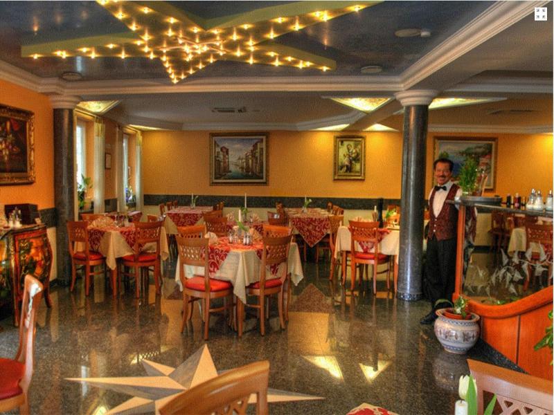 Hotel Garda image
