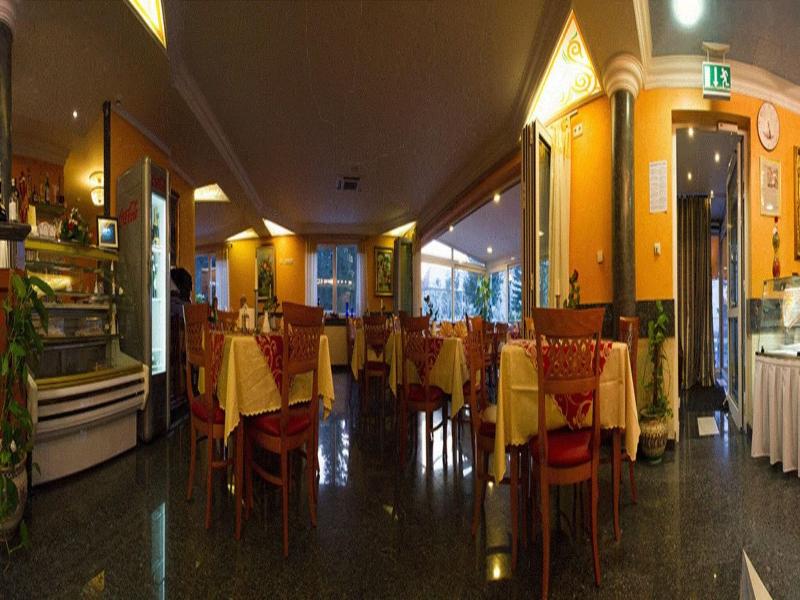 Hotel Garda image