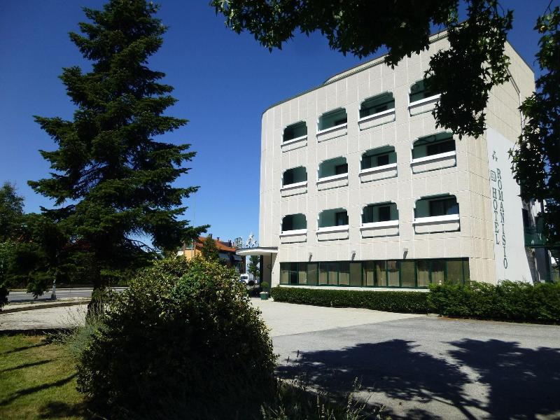 Hotel Romanisio image