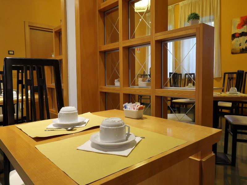 Hotel Romanisio image