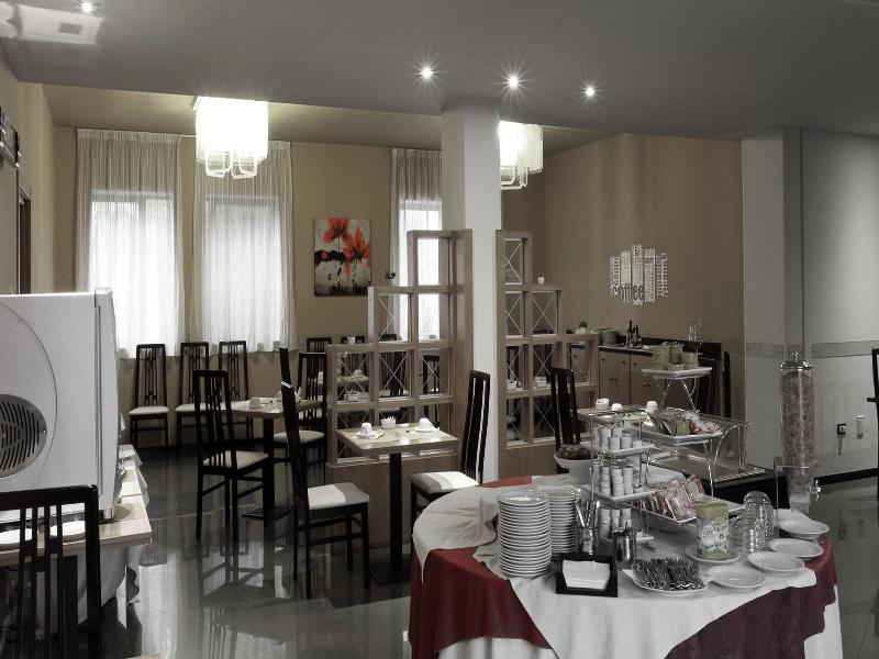 Hotel Romanisio image