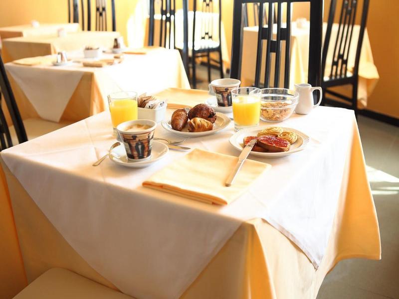 Hotel Romanisio image
