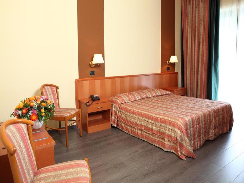 Hotel Romanisio image