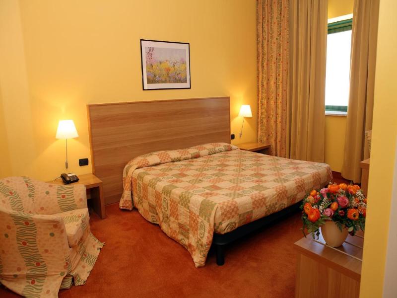 Hotel Romanisio image