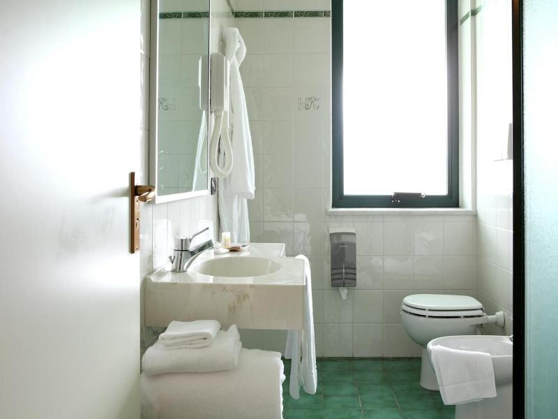 Hotel Romanisio image